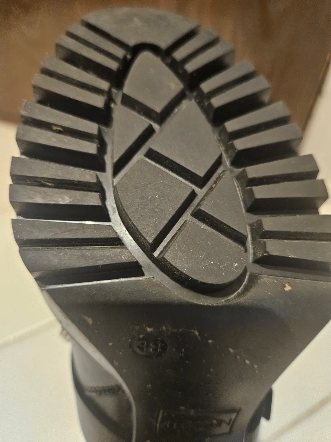 Marc Cain Black Leather Buckle Boots - Size 38 image indicator(4)