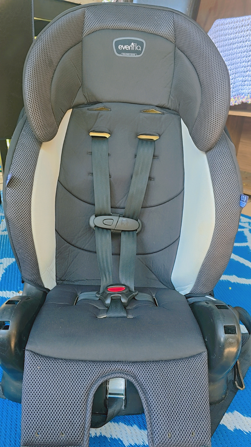 Evenflo Evolve All-in-One Convertible Car Seat