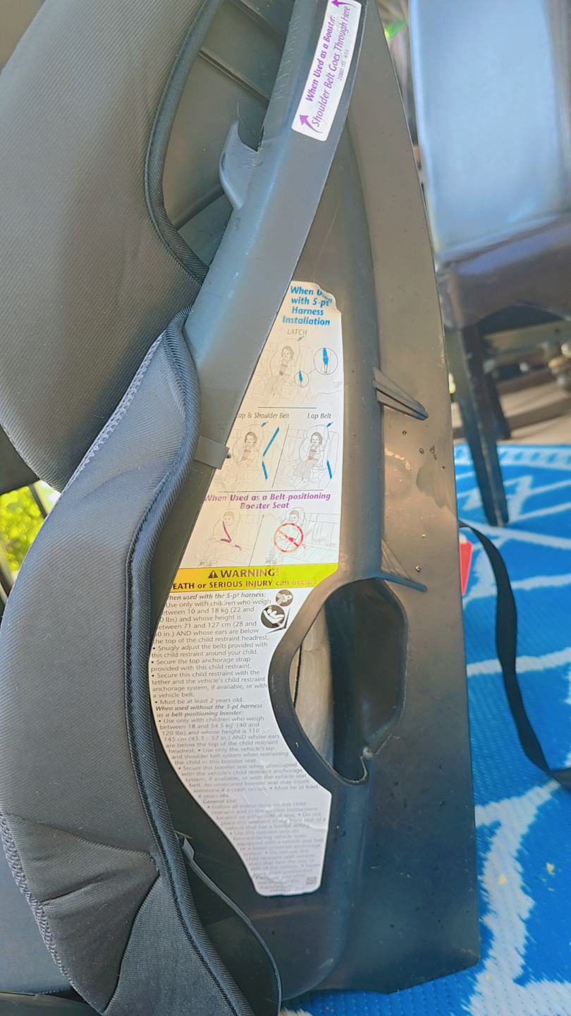 Evenflo Evolve All-in-One Convertible Car Seat - photo 3