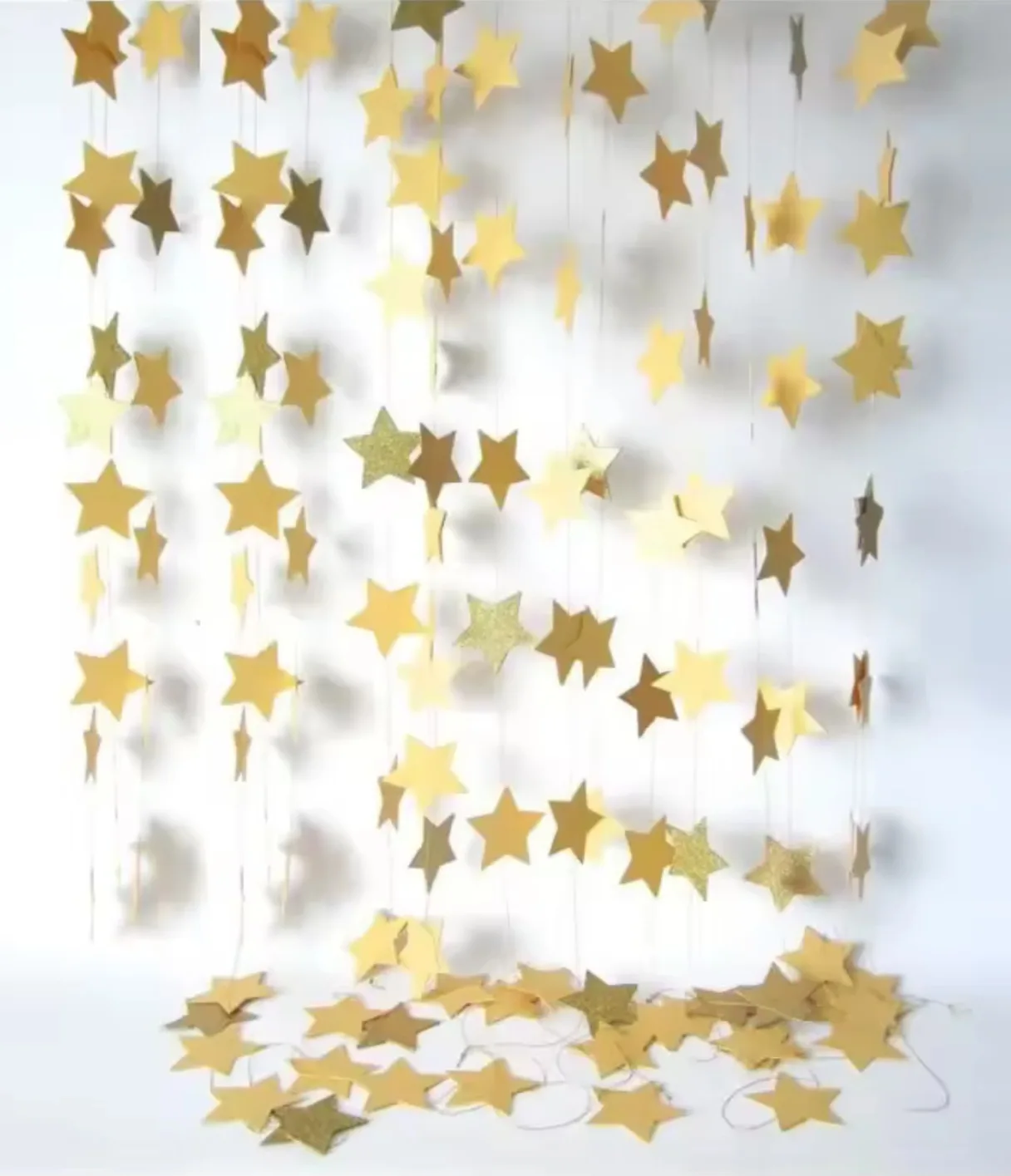 Gold Star Garland thumbnail