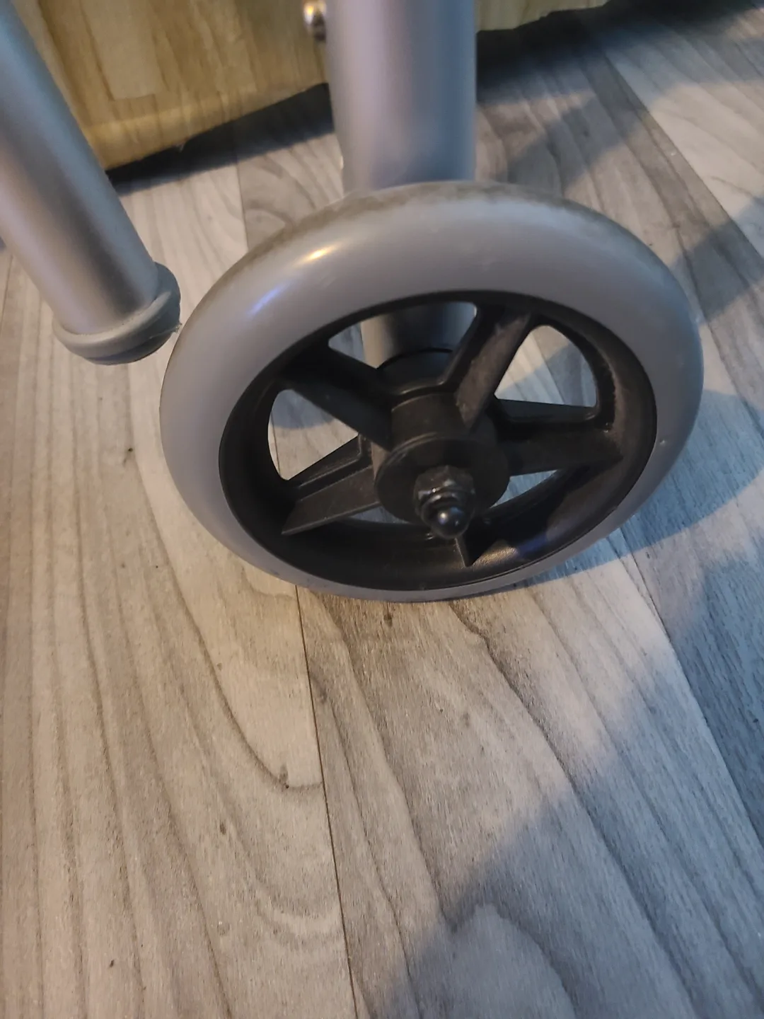 Drive Medical Lightweight Rollator Walker image indicator(3)