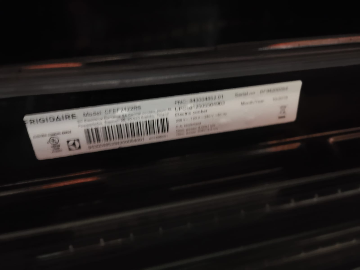 Frigidaire CFEF747SRS 24-inch Freestanding Electric Range - photo 3
