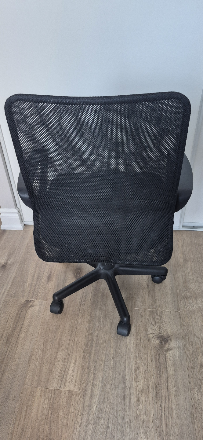 Black Mesh Office Chair with Armrests - photo 3