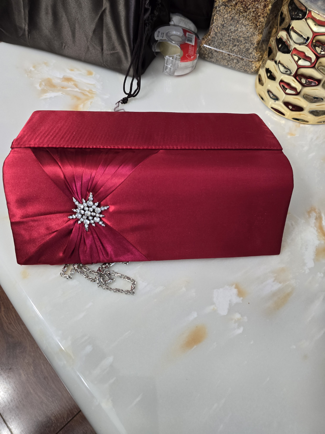 Shiseido Red Satin Evening Clutch - photo 3