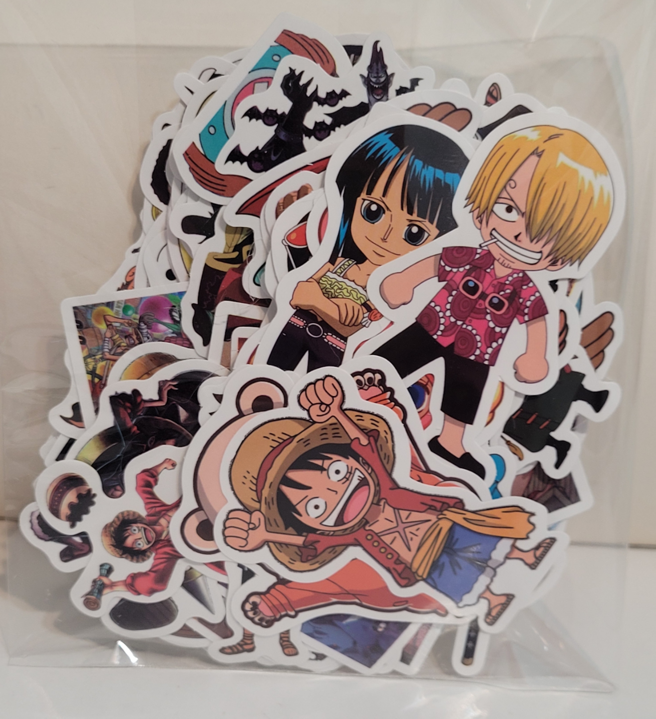 NEW One Piece Anime Sticker Collection (100 count)