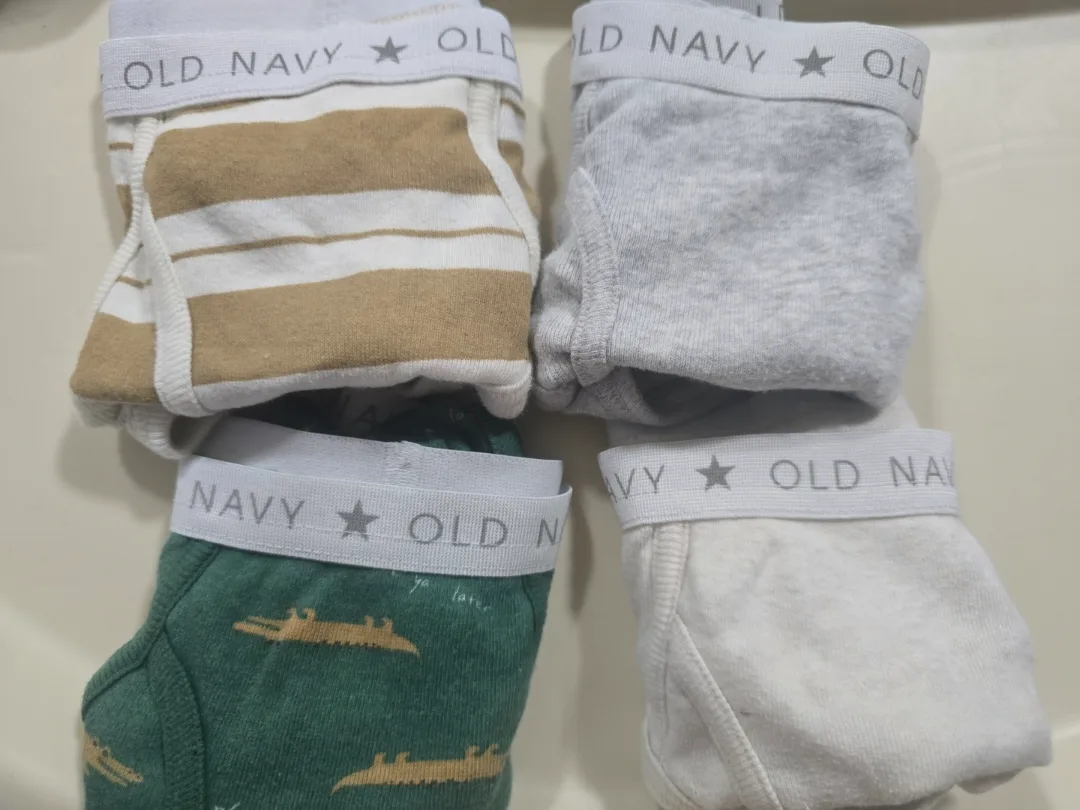 �🥕 [freecycle] Old Navy Boys Underwear image indicator(3)