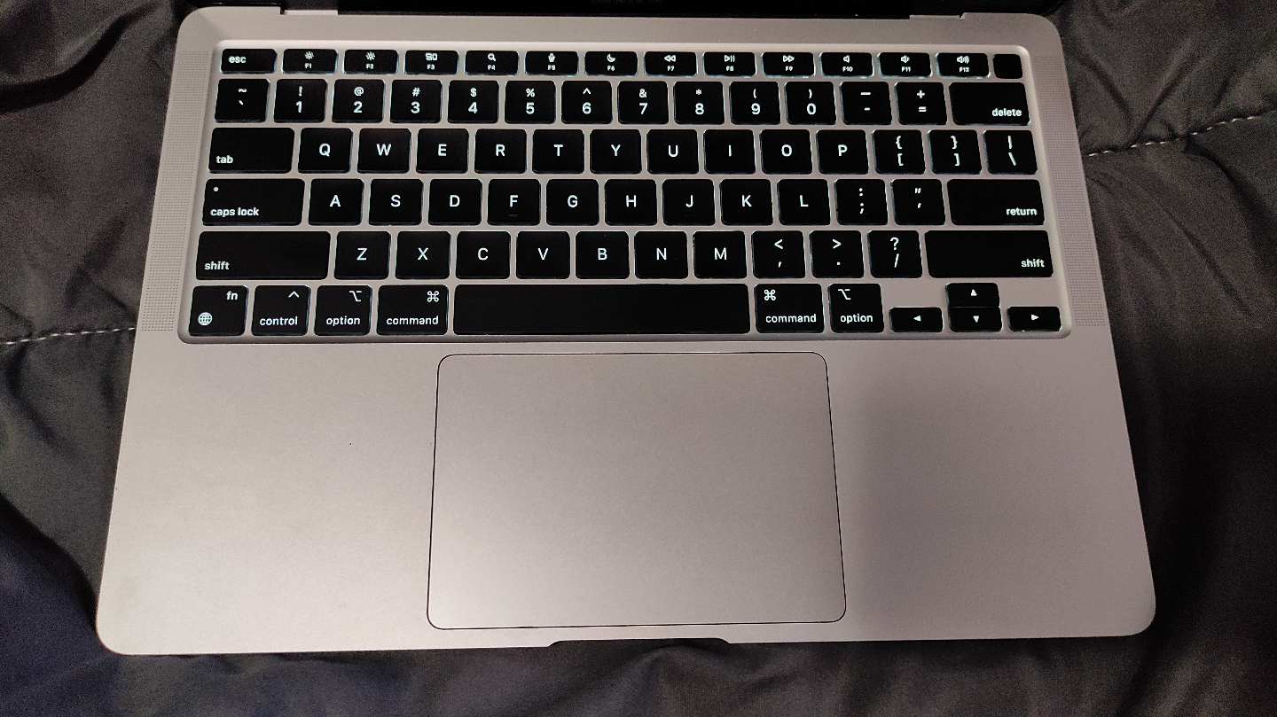 Apple MacBook Air M1