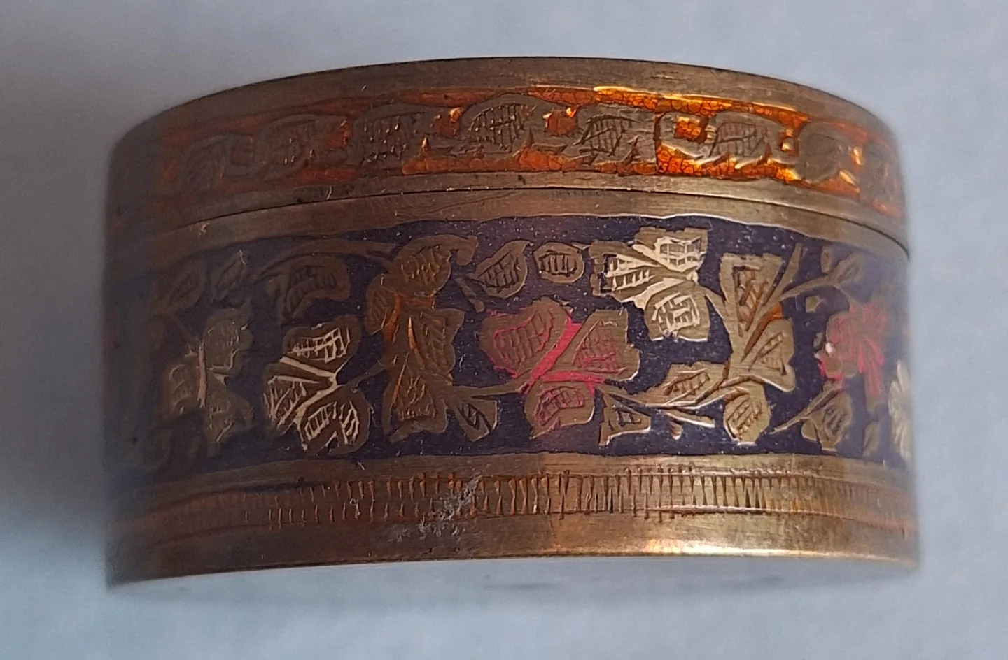 Vintage Brass Trinket Pill  Box with Floral Design image indicator(6)