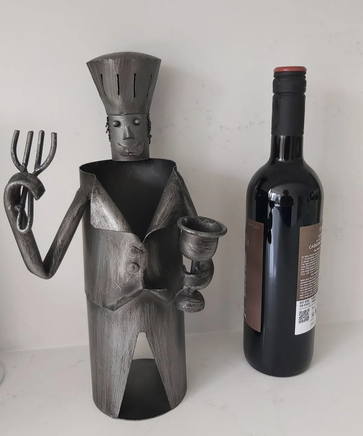 Wine holder Knight in armour image indicator(2)