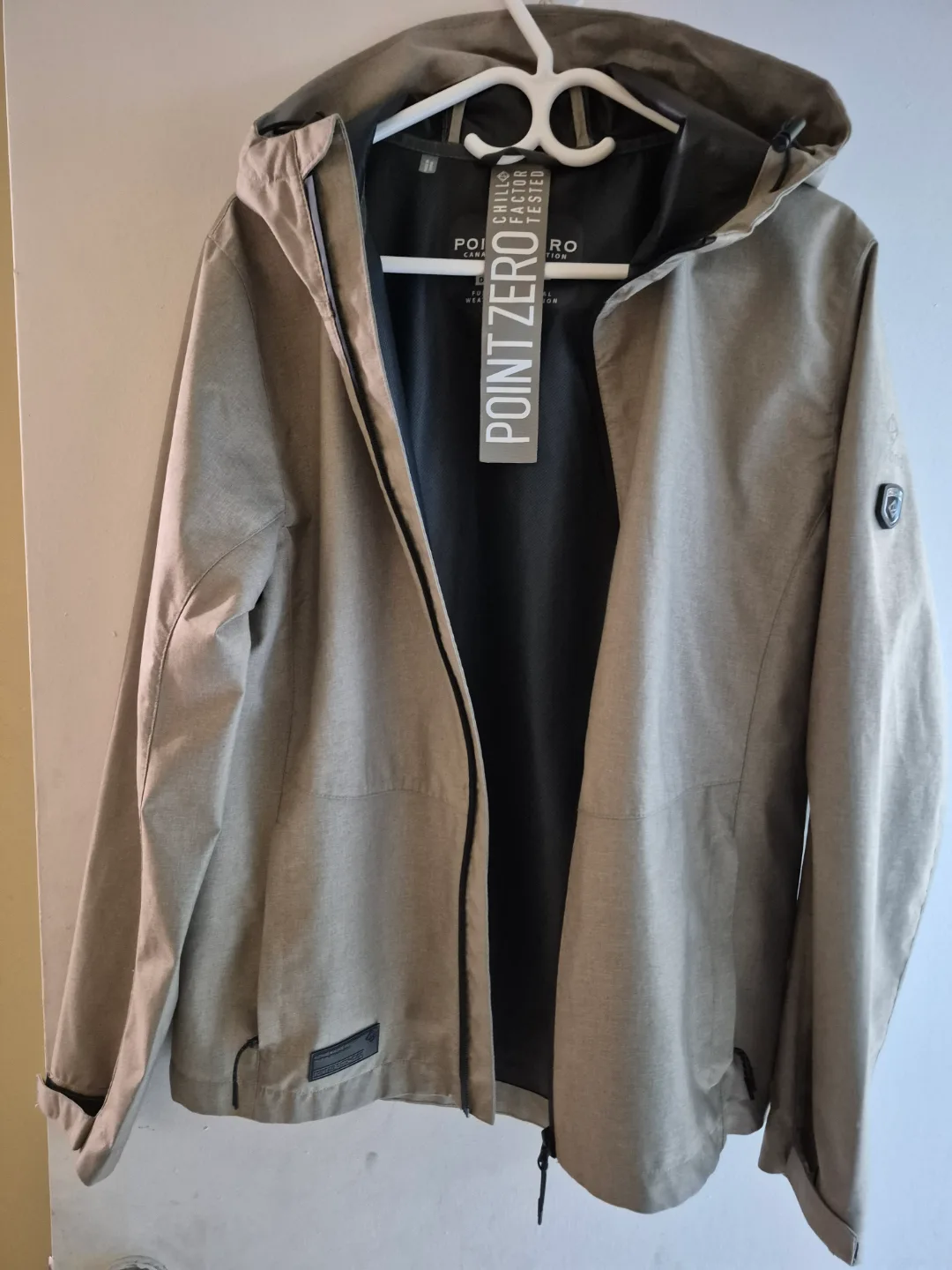 Point Zero Men's Jacket - Size L image indicator(2)