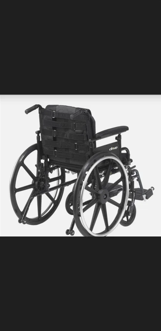 🇨🇦NEW Drive Medical Wheelchair - with front and seat cushion image indicator(2)