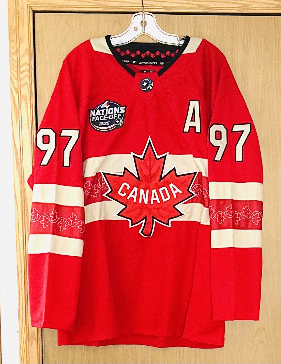 Connor McDavid 4 Nations Team Canada Jersey - photo 2