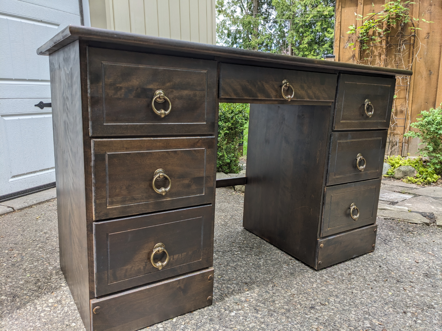 Contemporary 7 Drawer Desk
