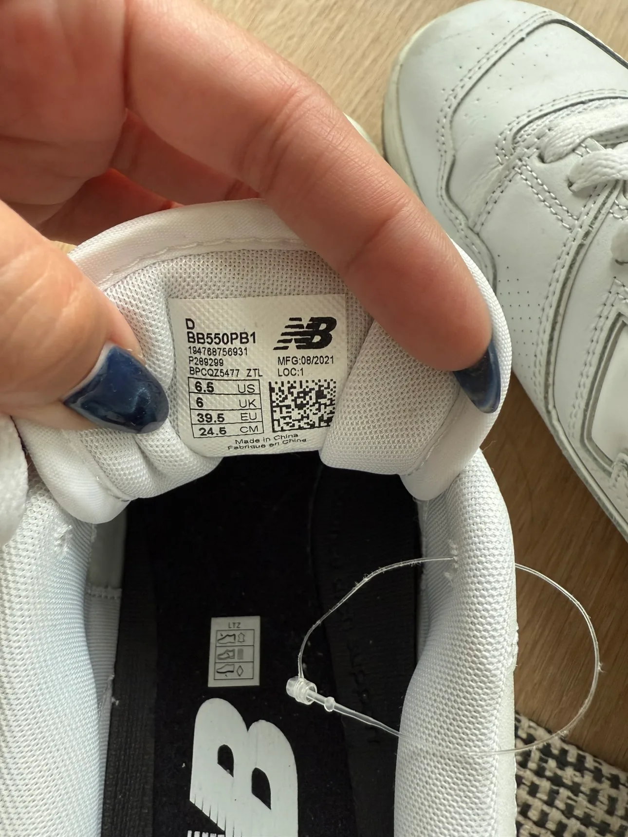 New Balance 550 image indicator(4)