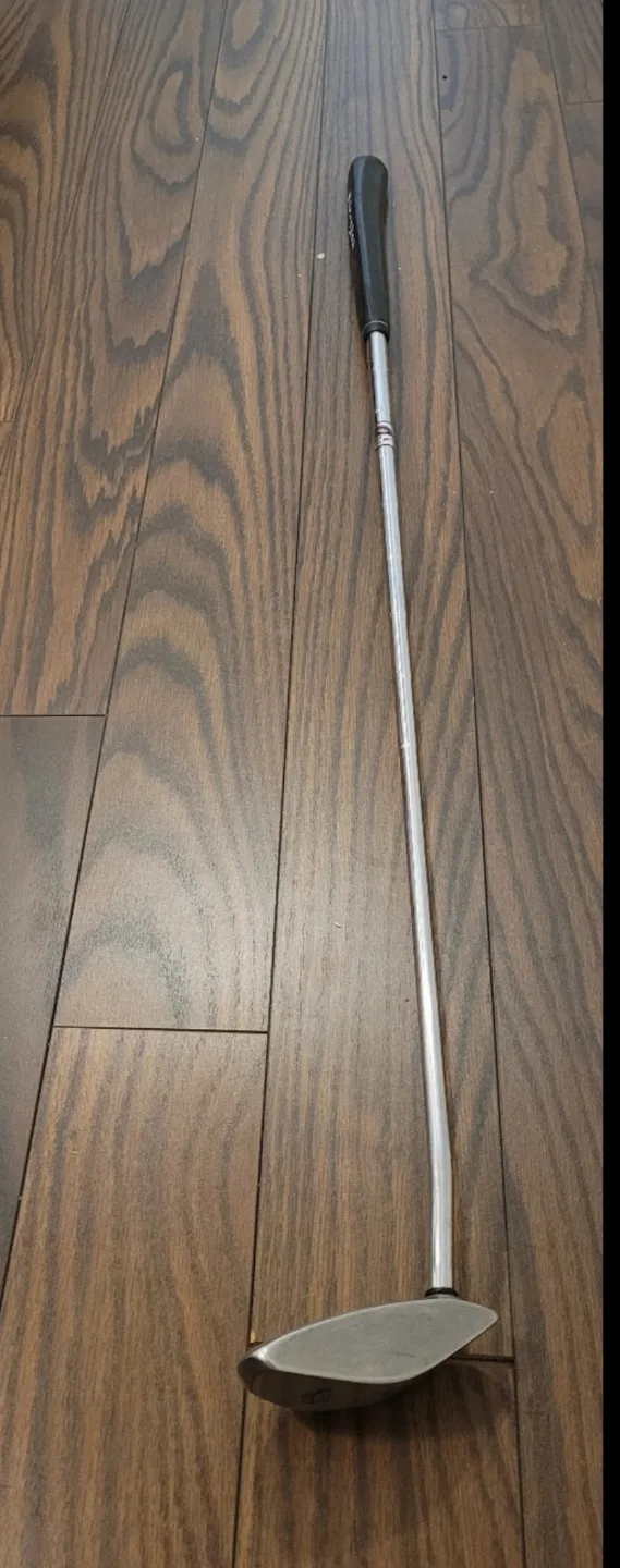 Callaway Right hand Putter image indicator(2)