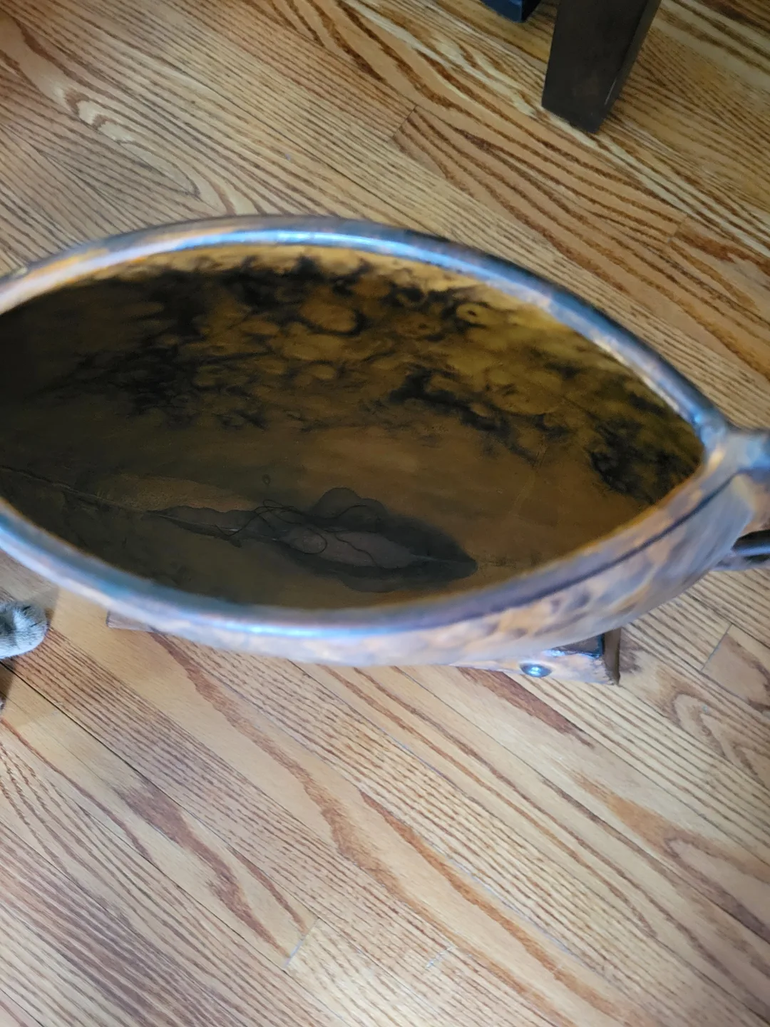 Rustic Metal Planter with Stand image indicator(2)