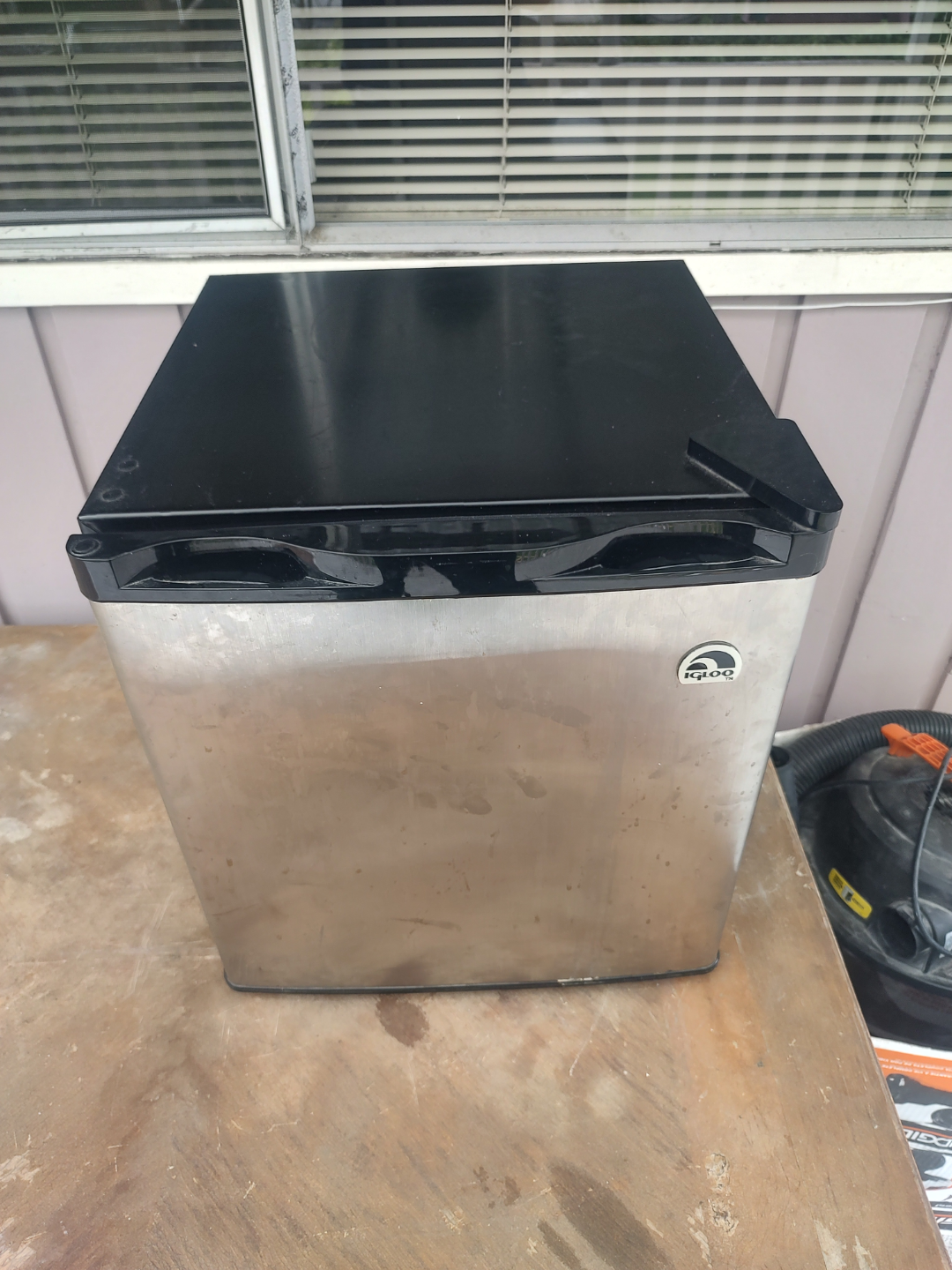 Magic Chef Mini Fridge