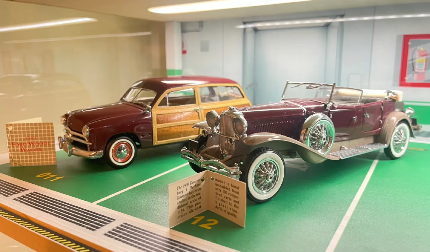 1:24 Franklin Mint Precision Models thumbnail