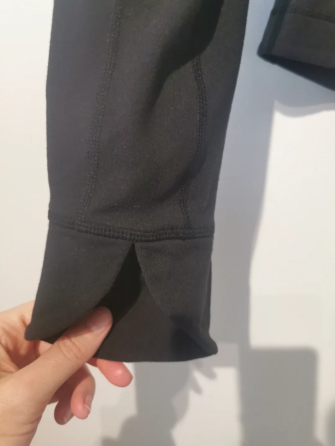 Lululemon Black riding jacket s6 image indicator(3)