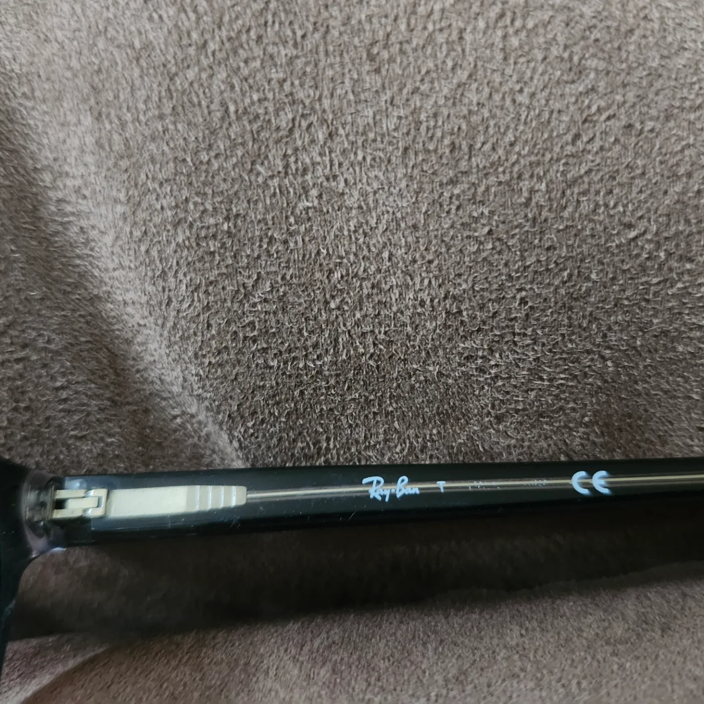 Ray Ban glasses image indicator(6)