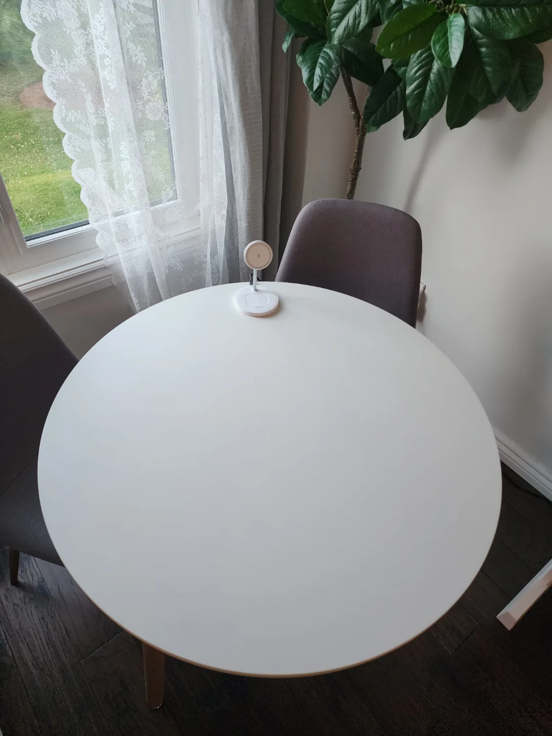 Round White Table and Two Grey Chairs image indicator(3)