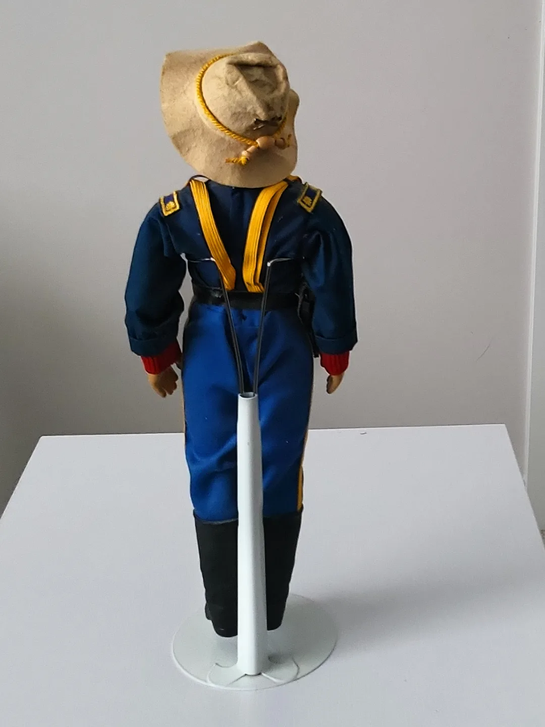 Vintage 1982 John wayne Effanbee Buffalo Soldier Doll image indicator(2)