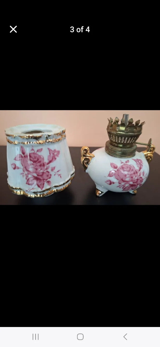 Vintage Porcelain Oil Lamp with Rose Design image indicator(3)