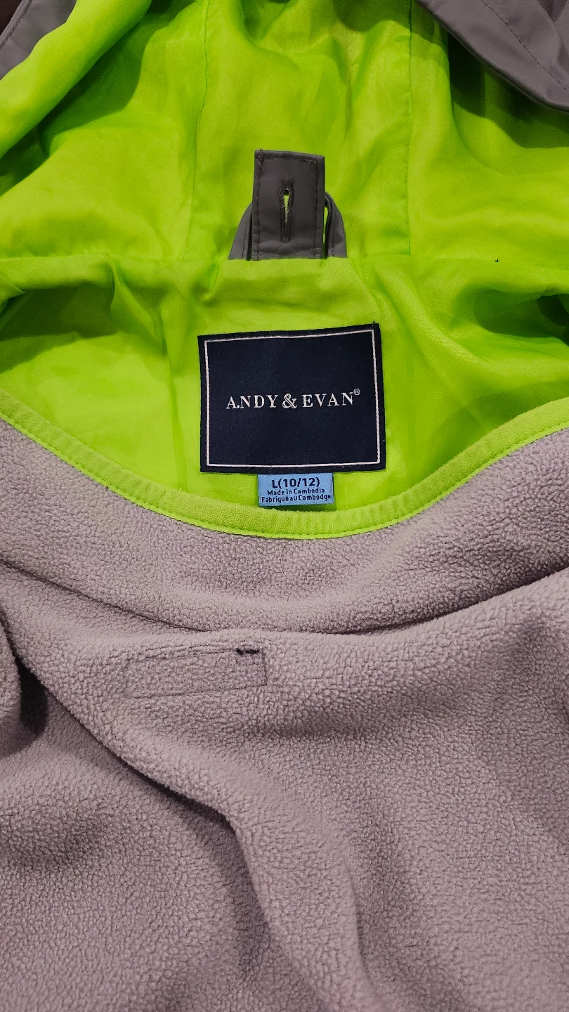 Boys' spring/fall  jacket Size 10/12  windcheater image indicator(4)