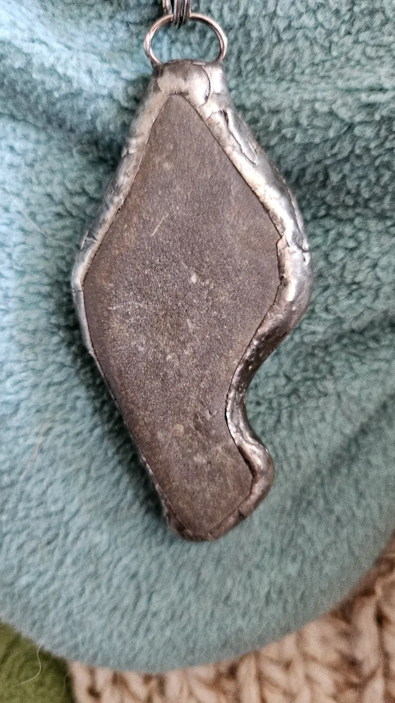 MAKE OFFER! Unique Stone and Pewter Pendant Necklace image indicator(3)