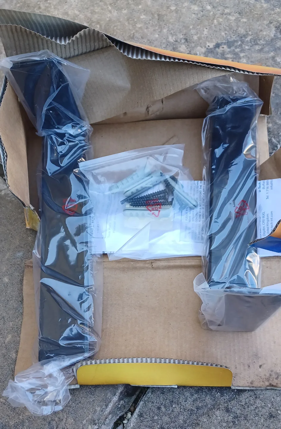 B-Tech BT15 Center Speaker Wall Mount image indicator(2)