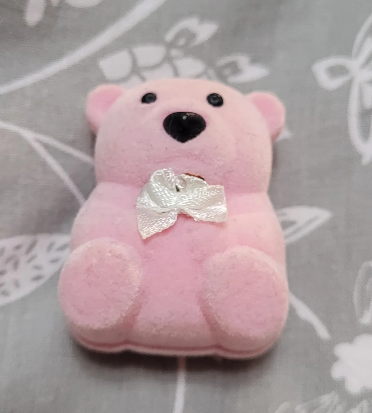 *Vintage* Pink Teddy Bear Ring Box & Pink gem Ring image indicator(3)