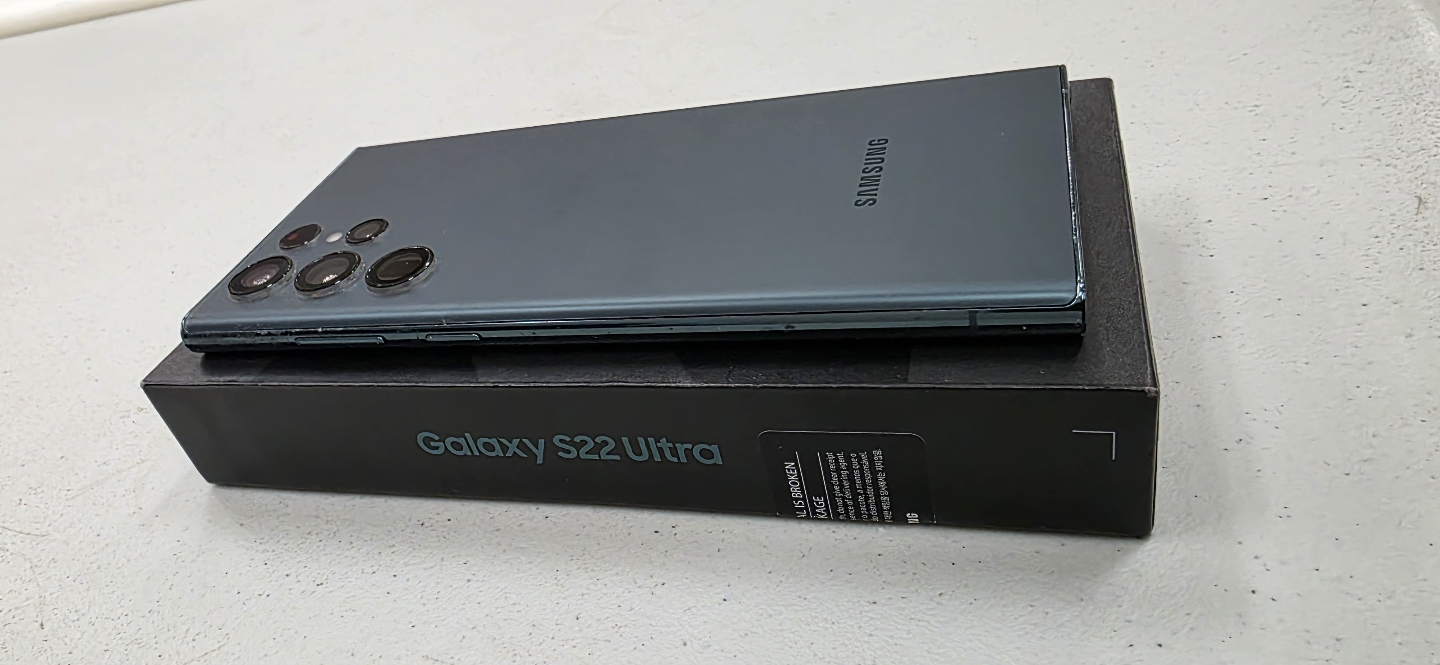 Samsung Galaxy S22 Ultra - 256GB - Green - photo 4