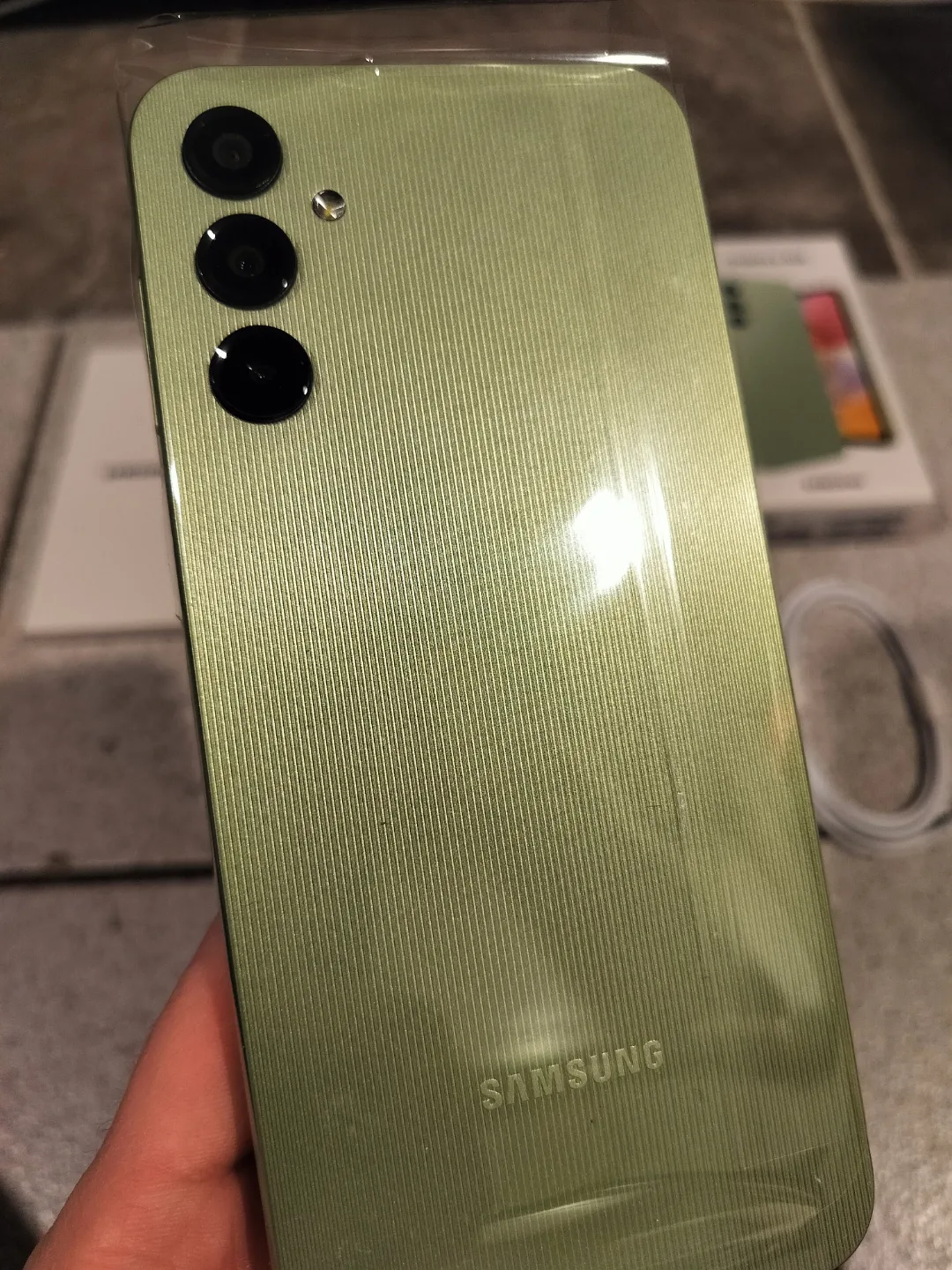Brand New Samsung Galaxy A14 Smartphone - Light Green image indicator(3)