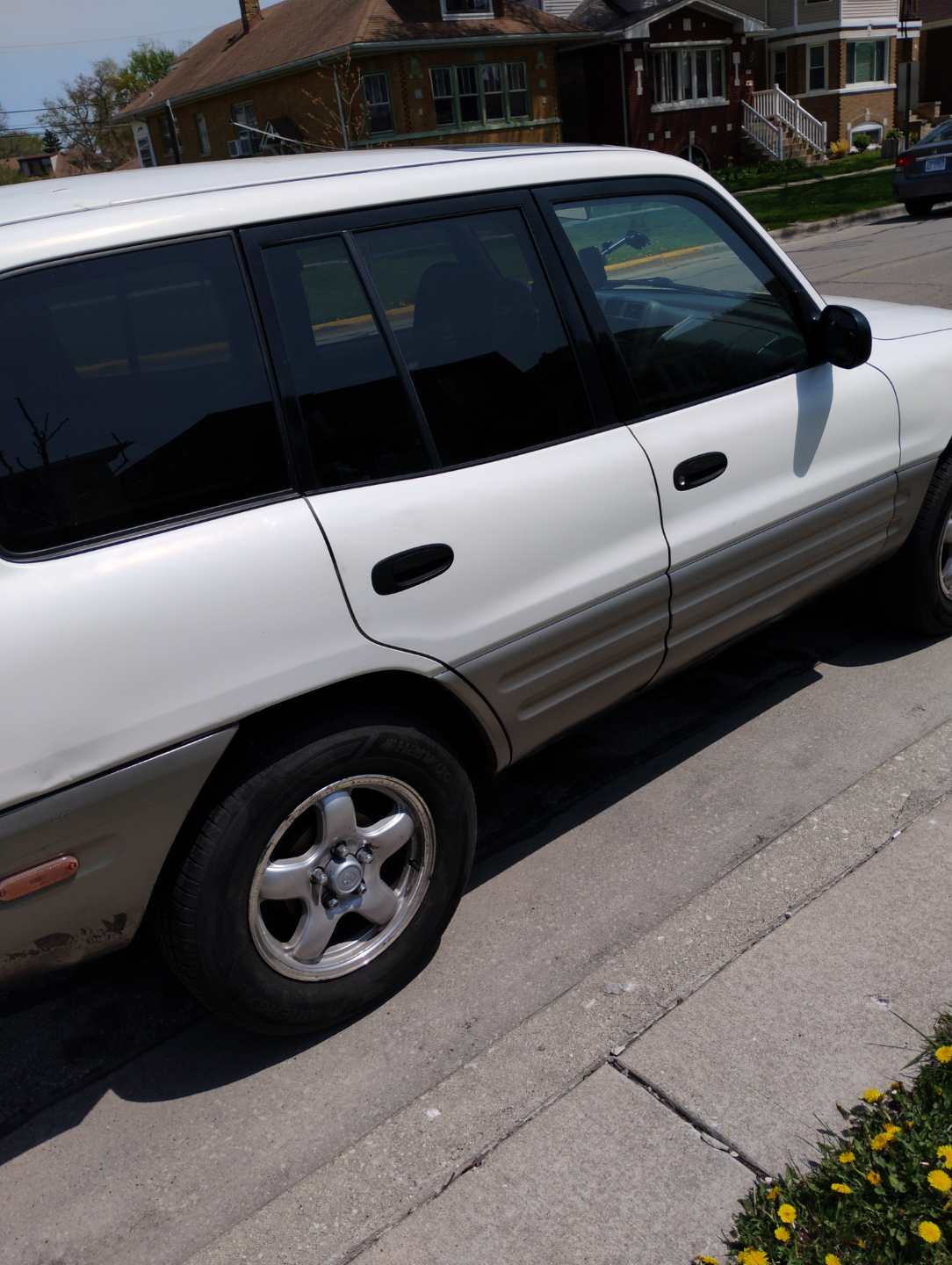 Toyota RAV4 - Needs Repairs