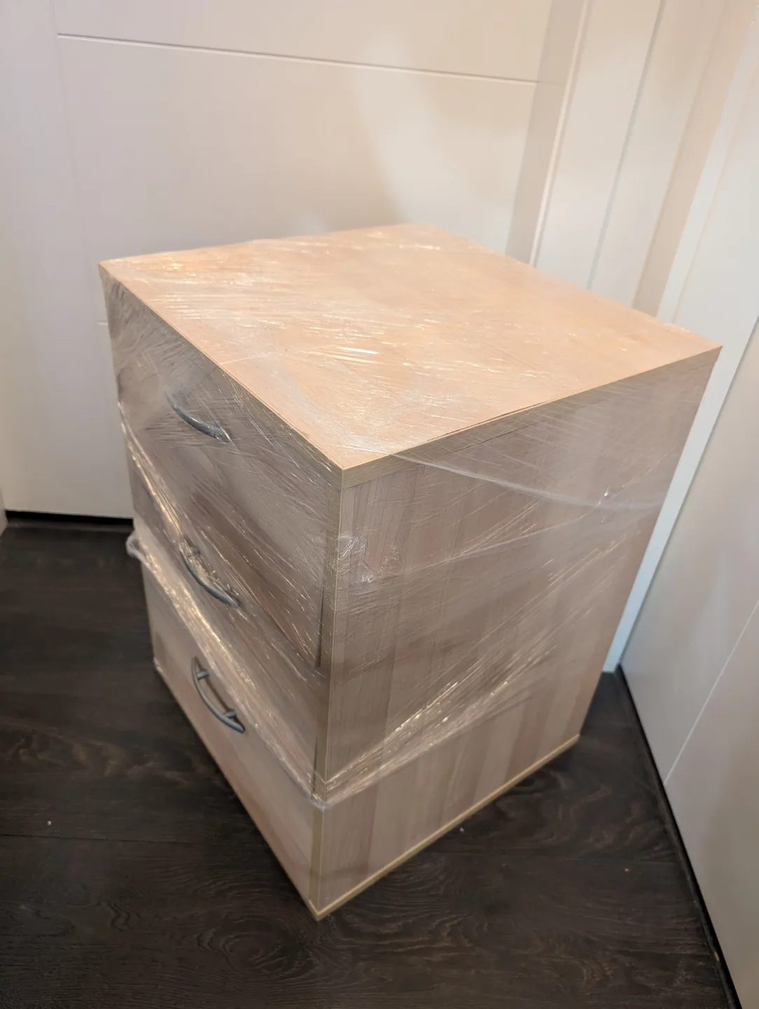 Three-Drawer Wooden Side Table image indicator(3)