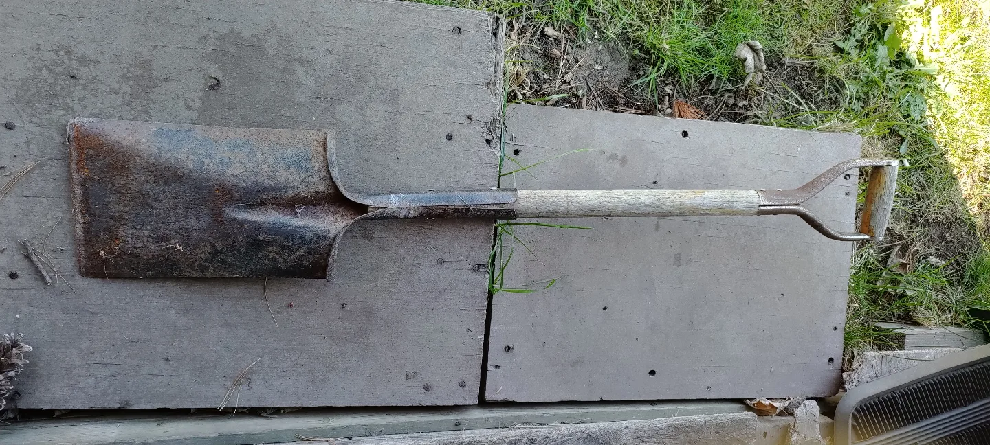 Garden Shovel image indicator(2)