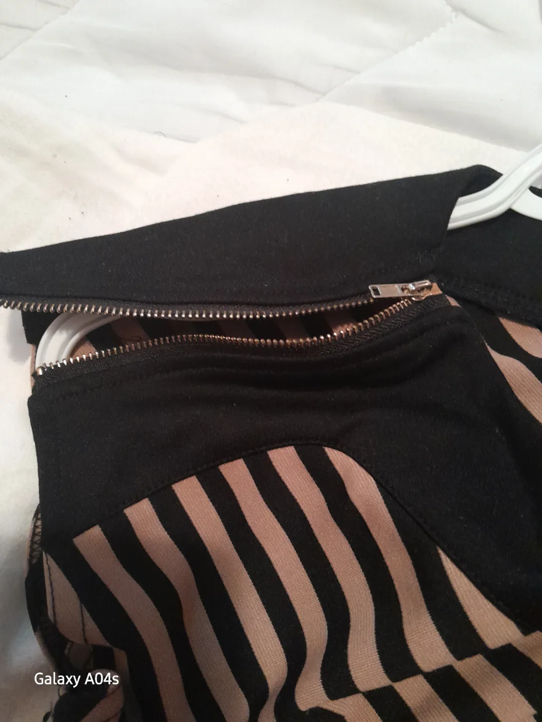 Striped Sleeveless Dress image indicator(2)