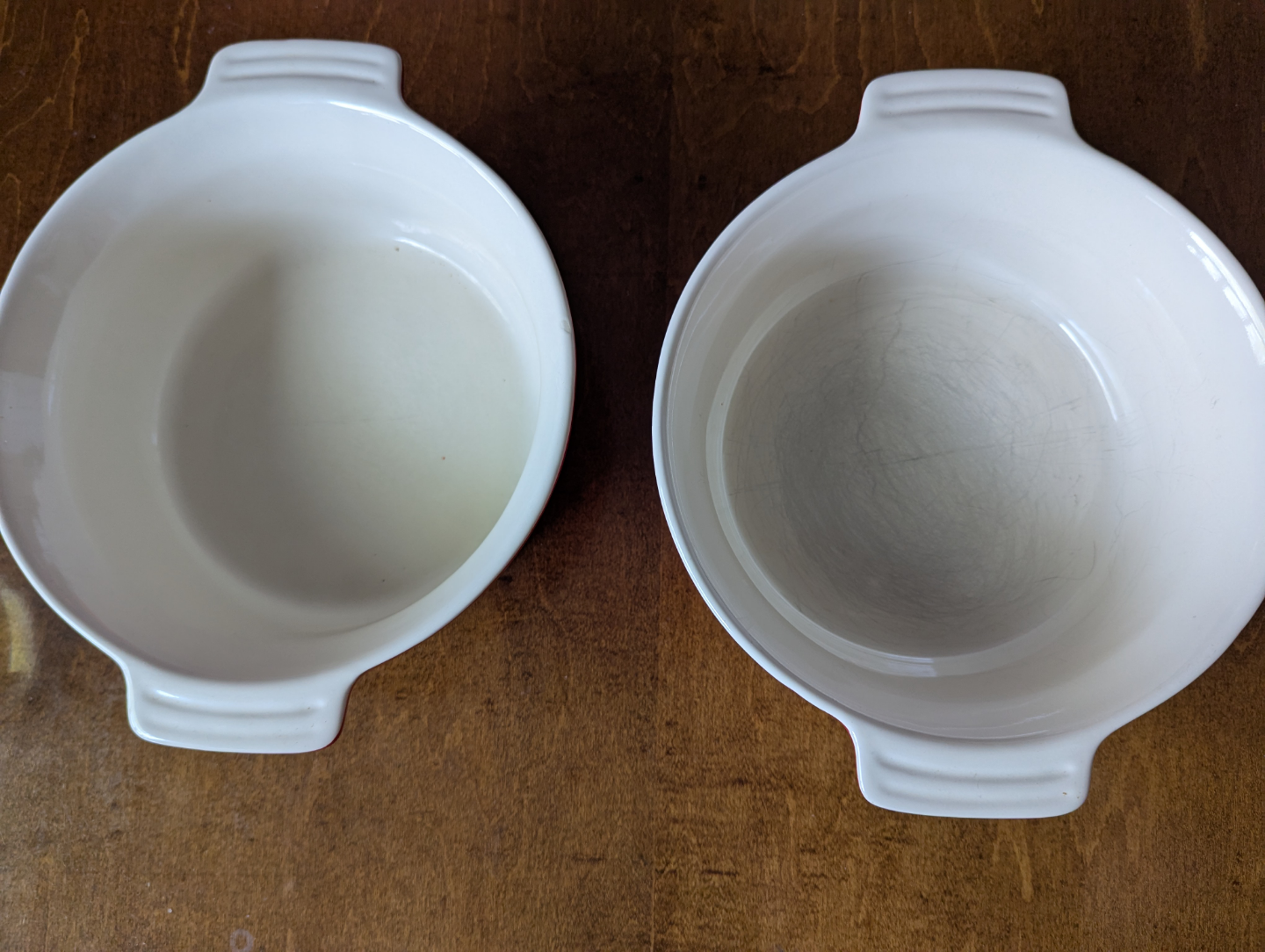 Set of Two Ceramic Covered Casseroles - photo 3
