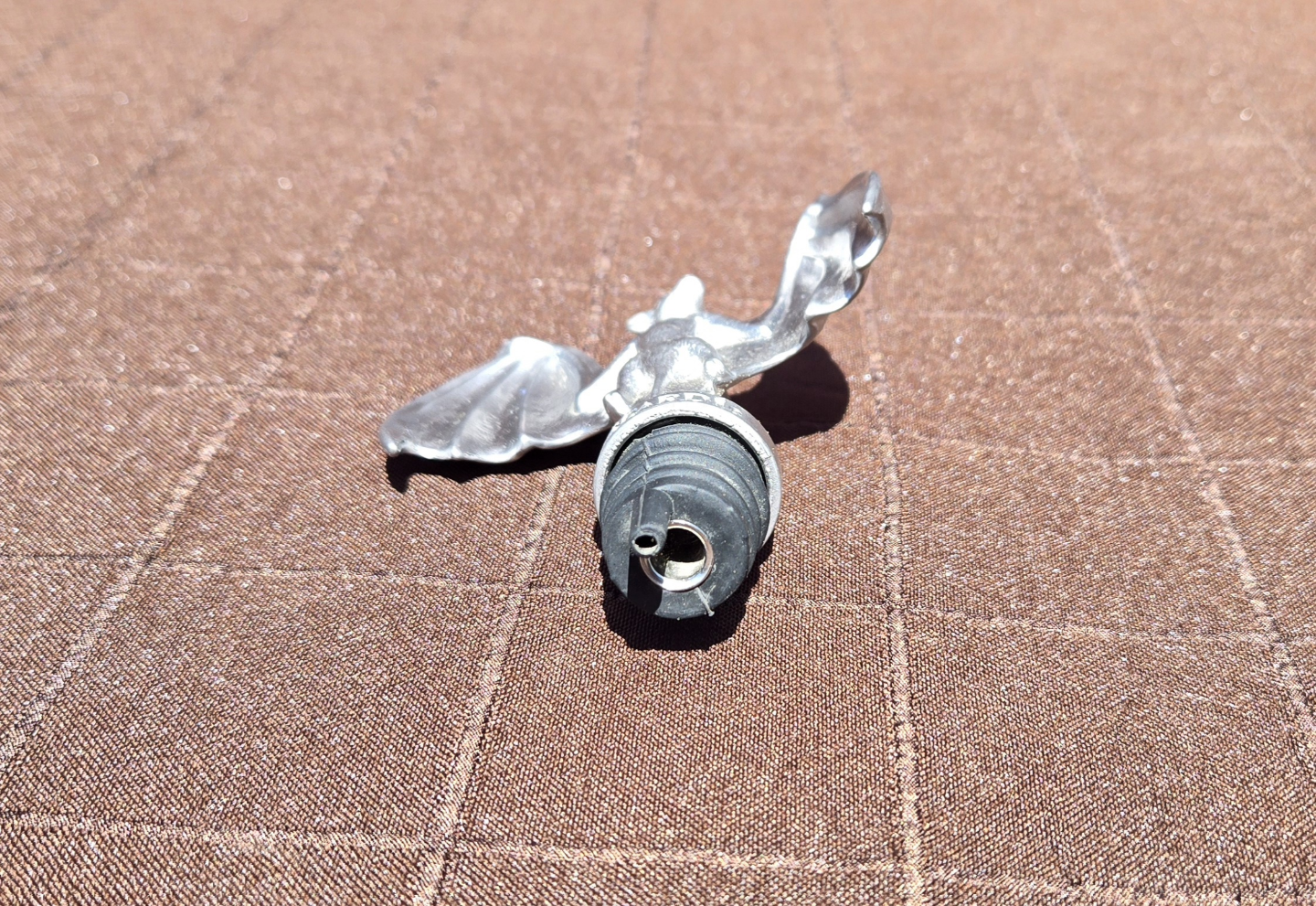 Vintage Pewter Bacardi Bat Bottle Stopper - photo 5