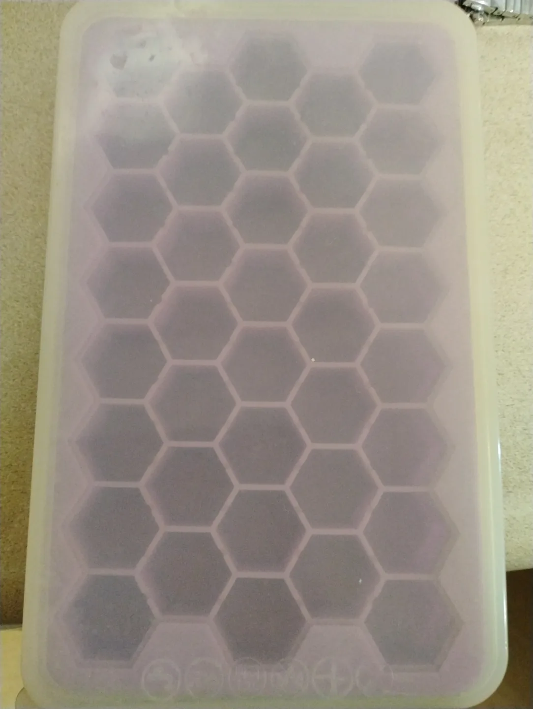 Lavender Silicone Honeycomb Mould 🏒 image indicator(2)