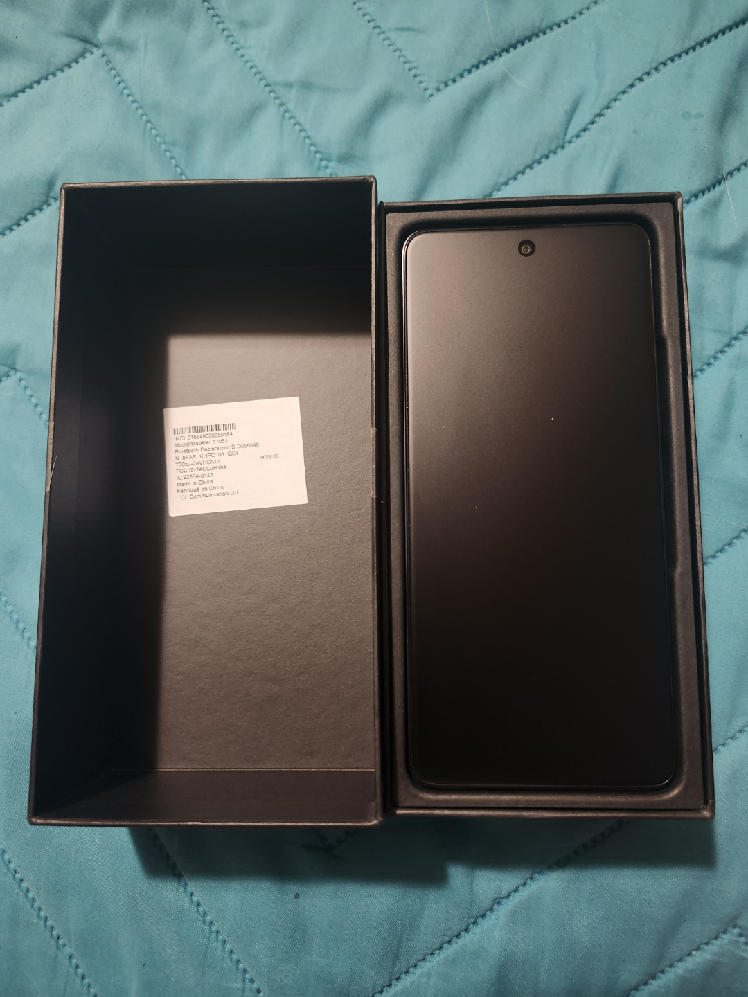 TCL 60 XE NXTPaper 5G Smartphone - Brand New in Box - photo 3