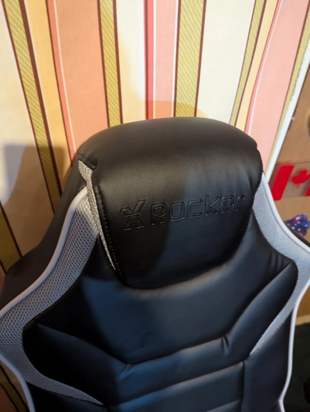 x Rocker Nemesis 2.1 Gaming Pedestal Chair image indicator(3)