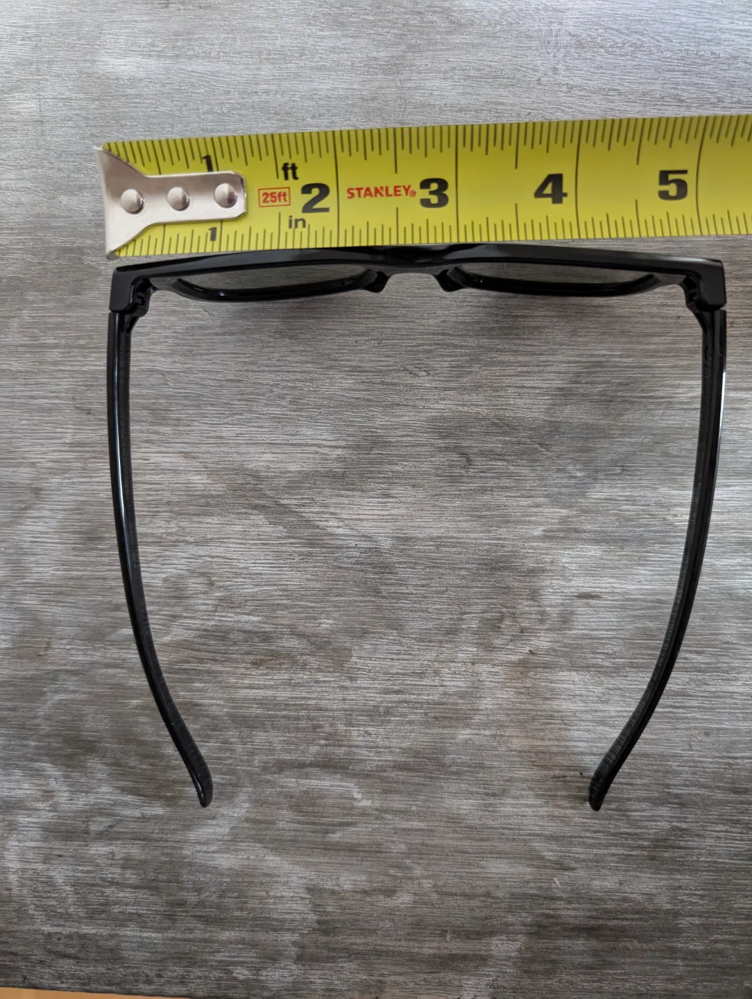 Lot of 2  Kids Sunglasses: Red Heart and Black Square image indicator(2)