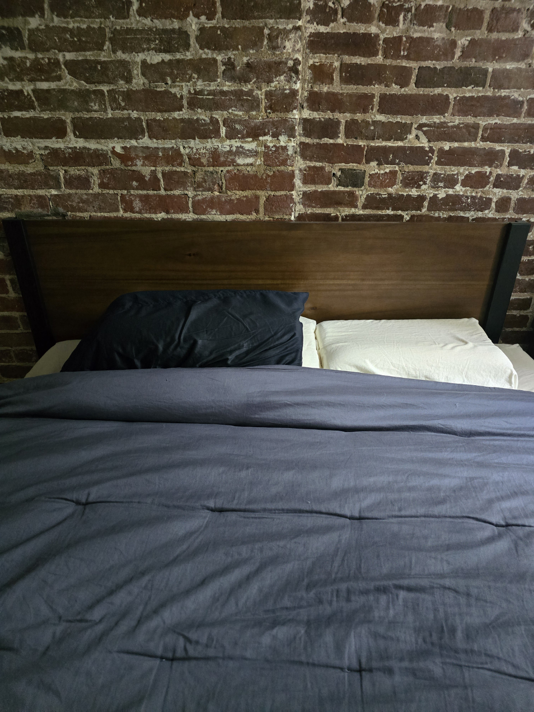 Queen Size Bed Frame - photo 2