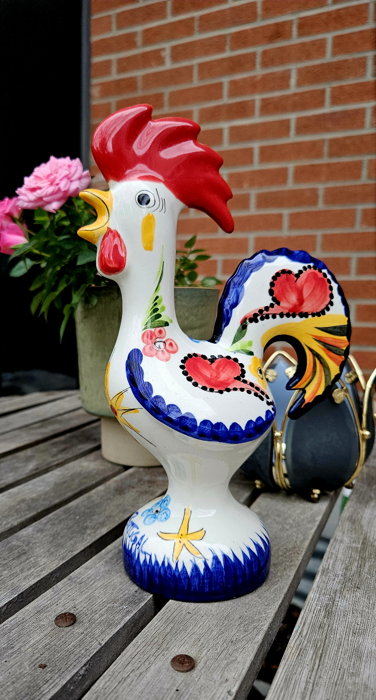 Hand-painted Portuguese Rooster Figurine - photo 2