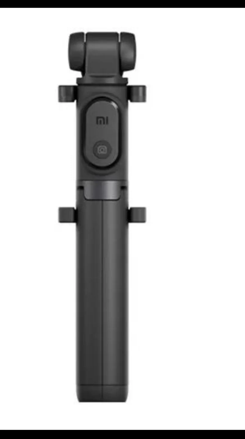 Xiaomi Mi Selfie Stick with tripod and wireless remote thumbnail
