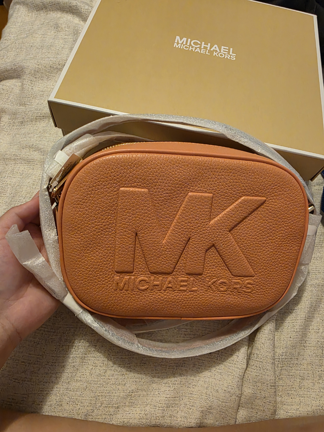 Michael Kors Jet Set Travel Leather Camera crossbody bag