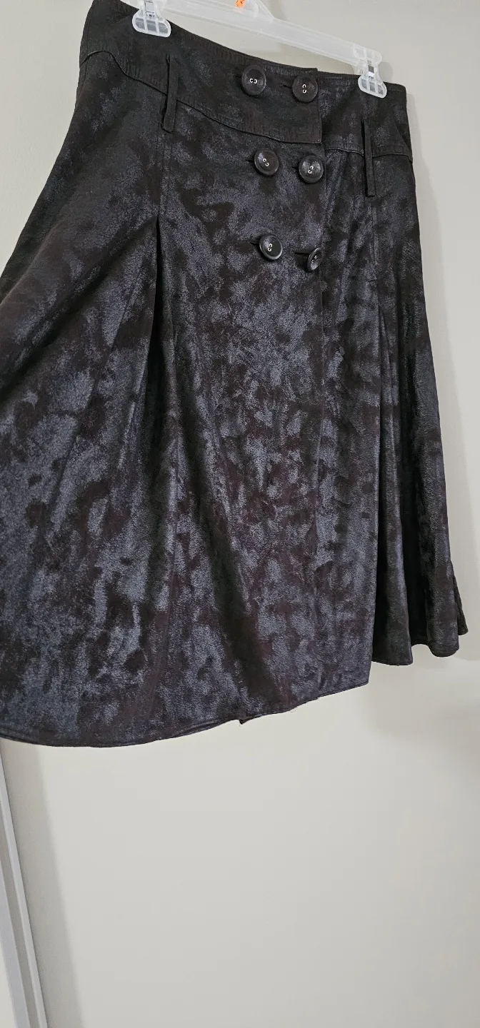 Brown Pleated Mini Skirt with Buttons image indicator(4)