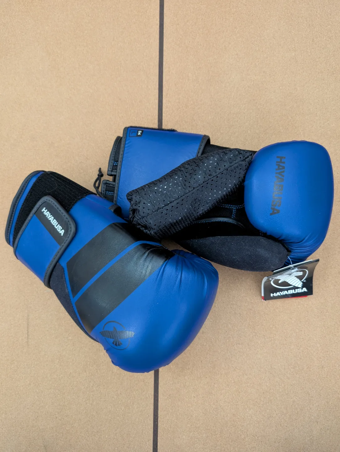 Hayabusa S4 Boxing Gloves - Blue/Black - Large, New, Tags on! thumbnail