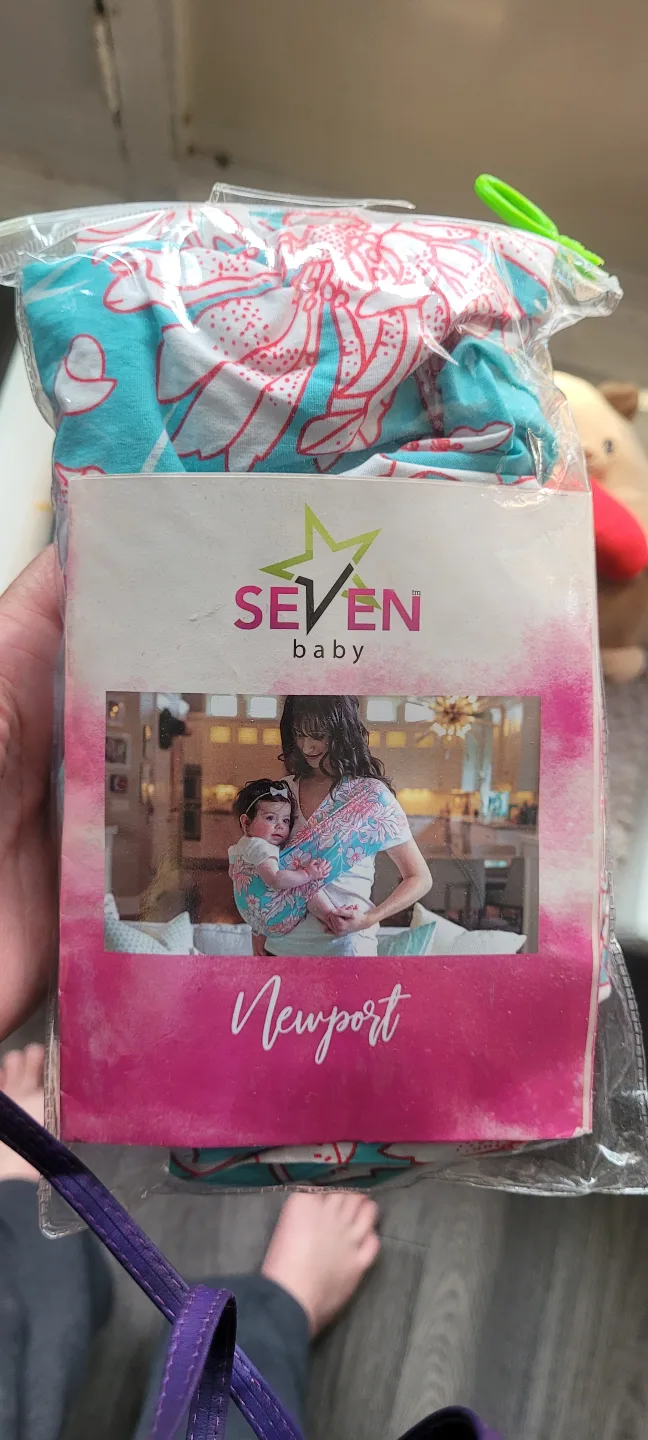 Seven Baby Newport Baby Wrap Sling Carrier +1 loose sling+rings thumbnail